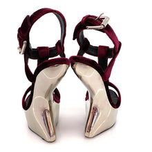 Load image into Gallery viewer, Giuseppe Zanotti Burgundy Jem Curved Wedges