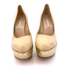 Load image into Gallery viewer, Nicholas Kirkwood Beige Lace Gold Wedges
